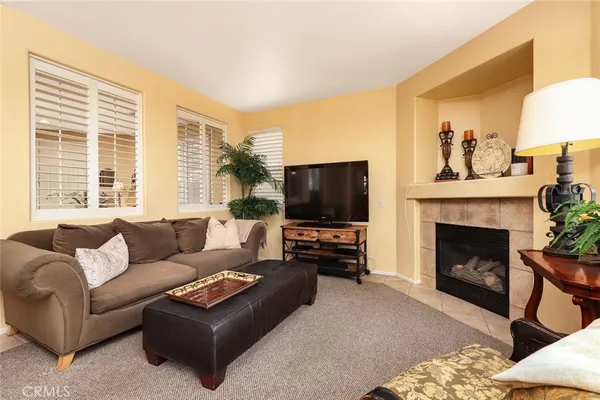 $760,000 | 27635 Elkwood Lane, Castaic, CA 91384