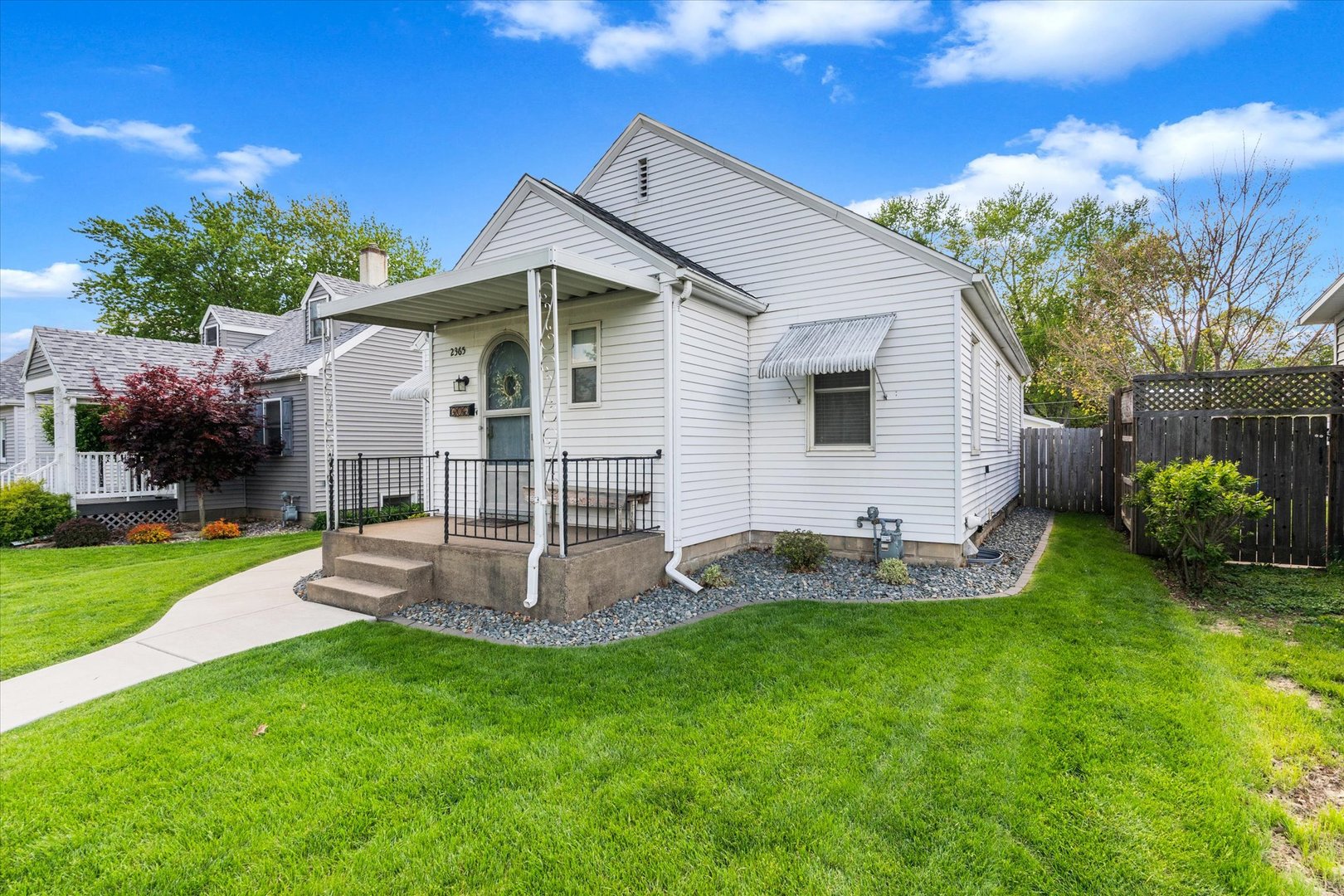 2365 30th Street Moline, IL 61265 - Photo 3 of 46