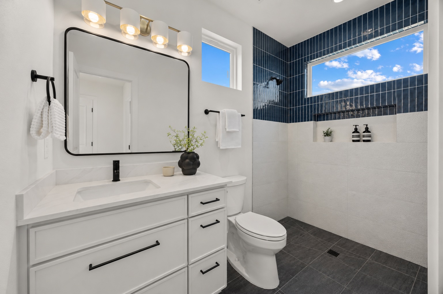 6502 Porter Street, Unit 2 Austin, TX 78741 - Photo 20 of 20 Ensuite Bath