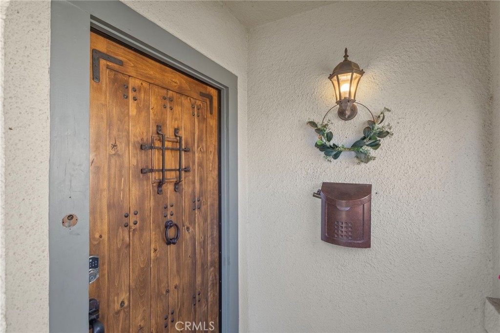 3678 Jurupa Avenue Riverside, CA 92506 - Photo 5 of 27 Charming curb appeal