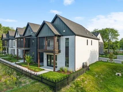 a view of house with garden