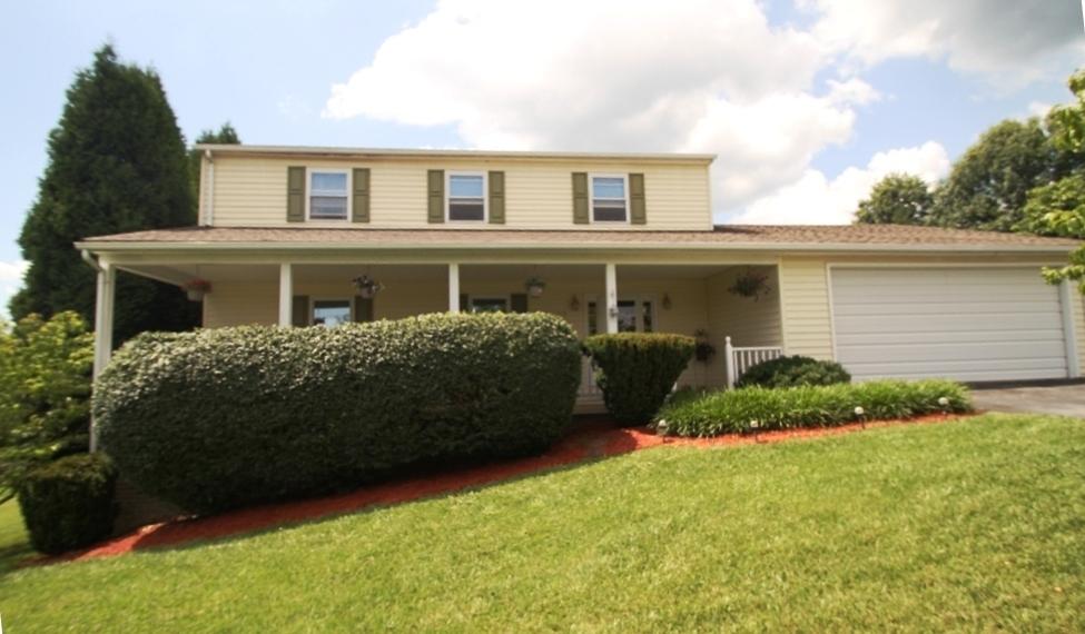 213 Crowfield Cir Road Lewisburg, WV 24901 - Photo 4 of 40 Gallery Image 4