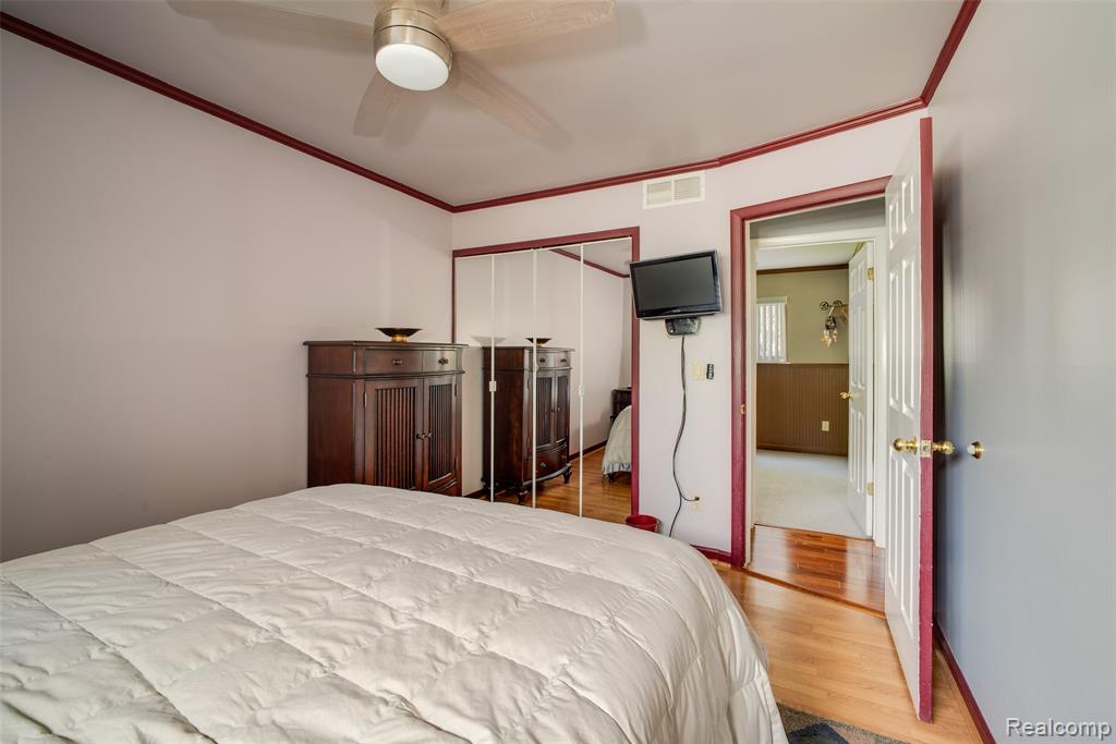 1513 Rustic Ridge Road Canton, MI 48188 - Photo 13 of 27