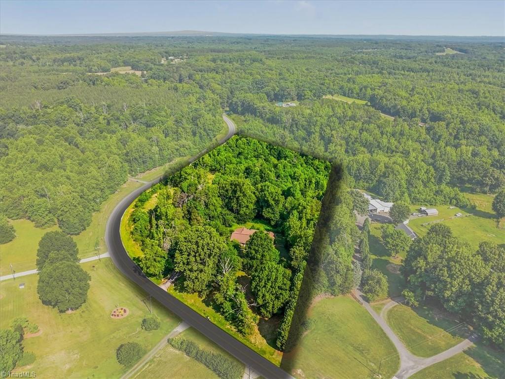 843 Worsham Mill Road Ruffin, NC 27326 - Photo 3 of 28