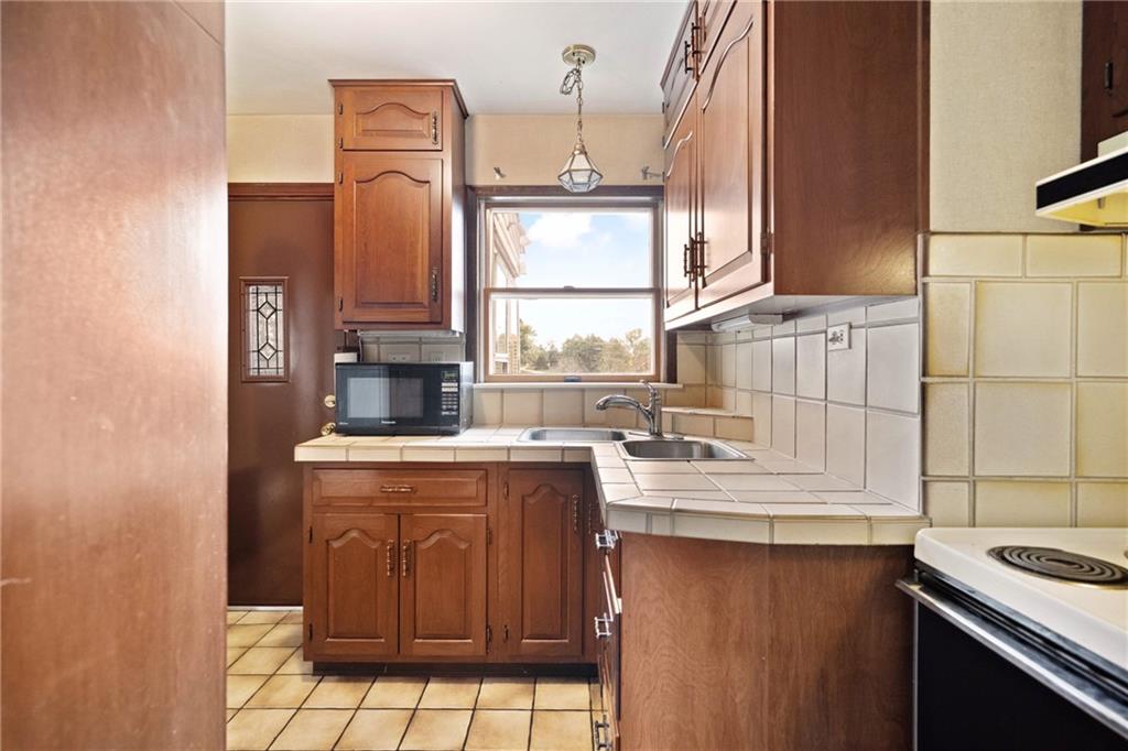 532 Wendel Road Irwin, PA 15642 - Photo 9 of 25 Gallery Image 9