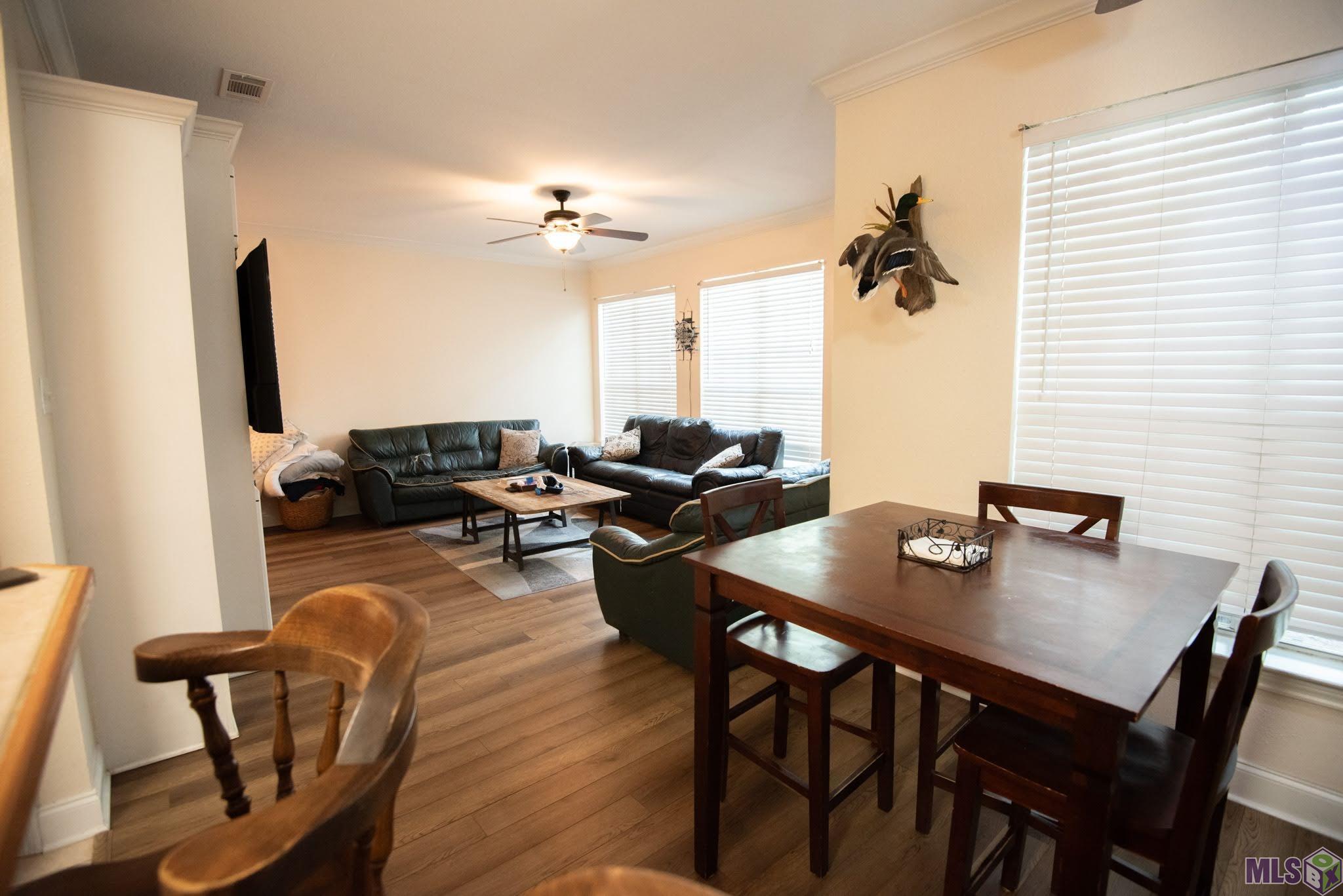 710 East Boyd Drive, Unit 803 Baton Rouge, LA 70808 - Photo 17 of 39 living/dining open concept