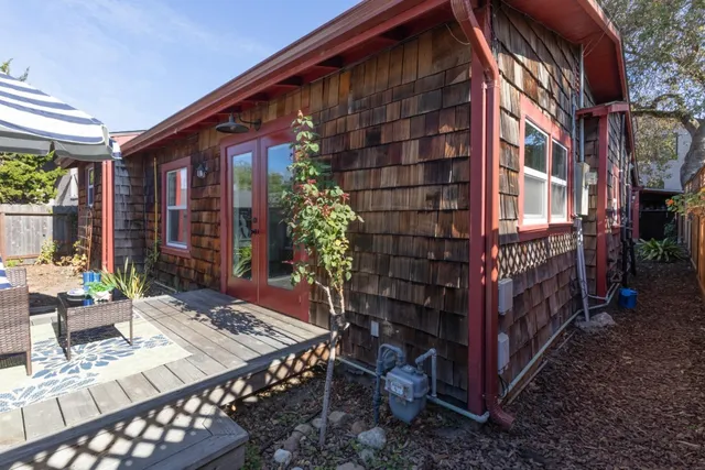 $1,095,000 | 1122 Seabright Avenue, Santa Cruz, CA 95062