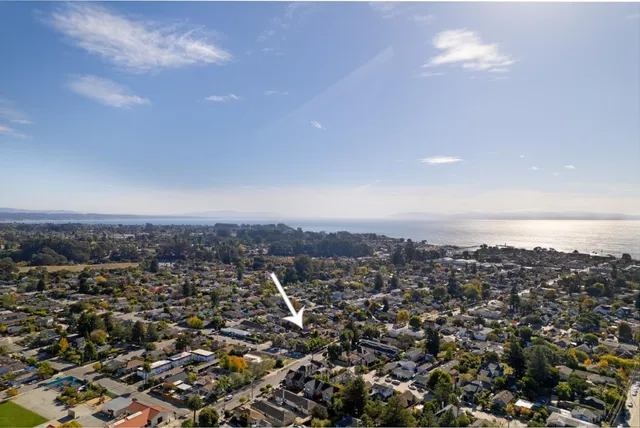 $1,095,000 | 1122 Seabright Avenue, Santa Cruz, CA 95062
