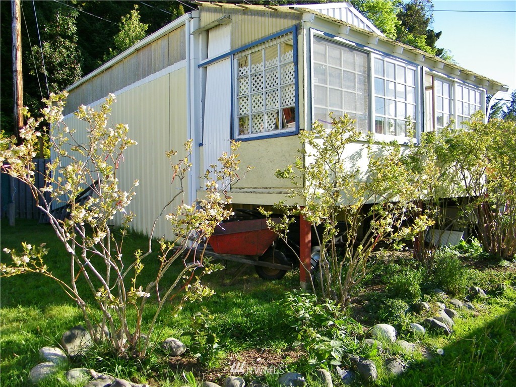 141 Dosewallips Road Brinnon, WA 98320 - Photo 15 of 25 Gallery Image 15