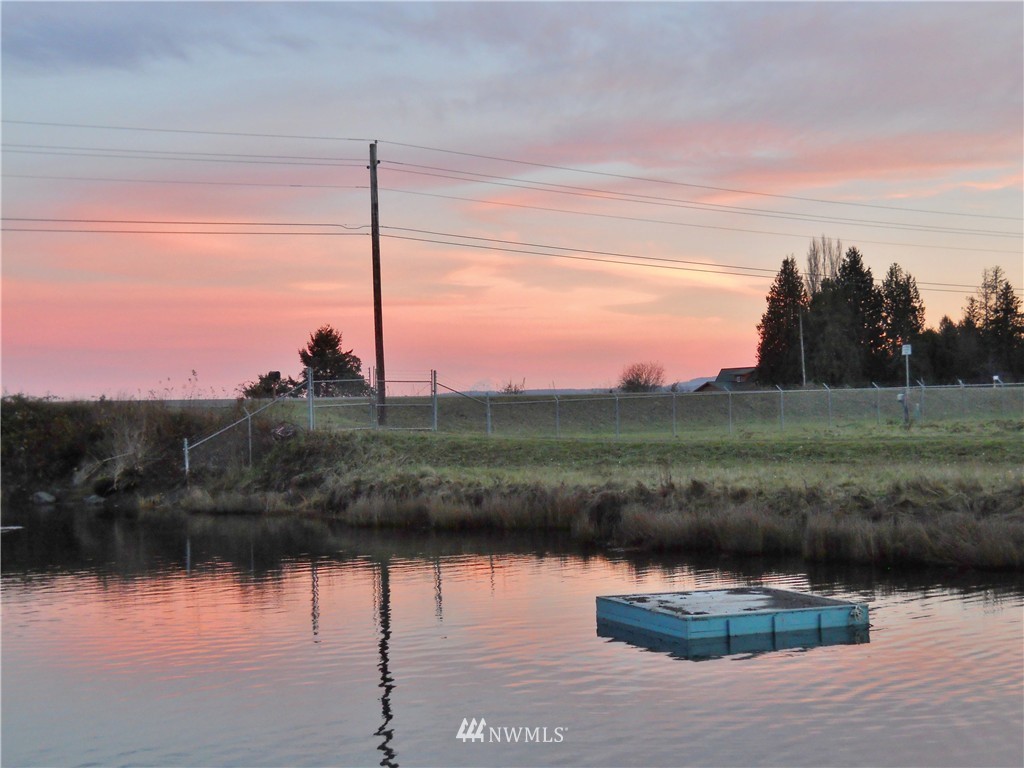 141 Dosewallips Road Brinnon, WA 98320 - Photo 22 of 25 Gallery Image 22