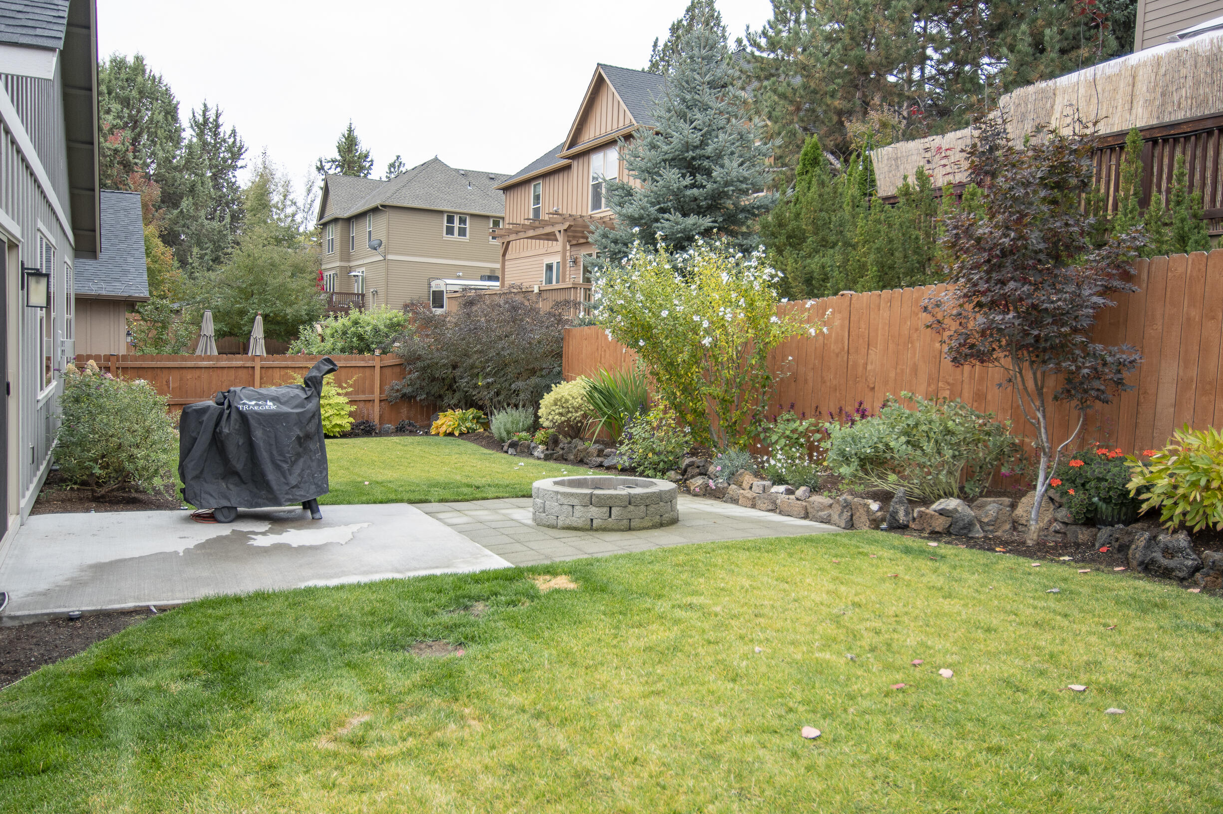 2745 Southwest 32nd Street Redmond, OR 97756 - Photo 2 of 28 Professionally Landscaped with fire pit