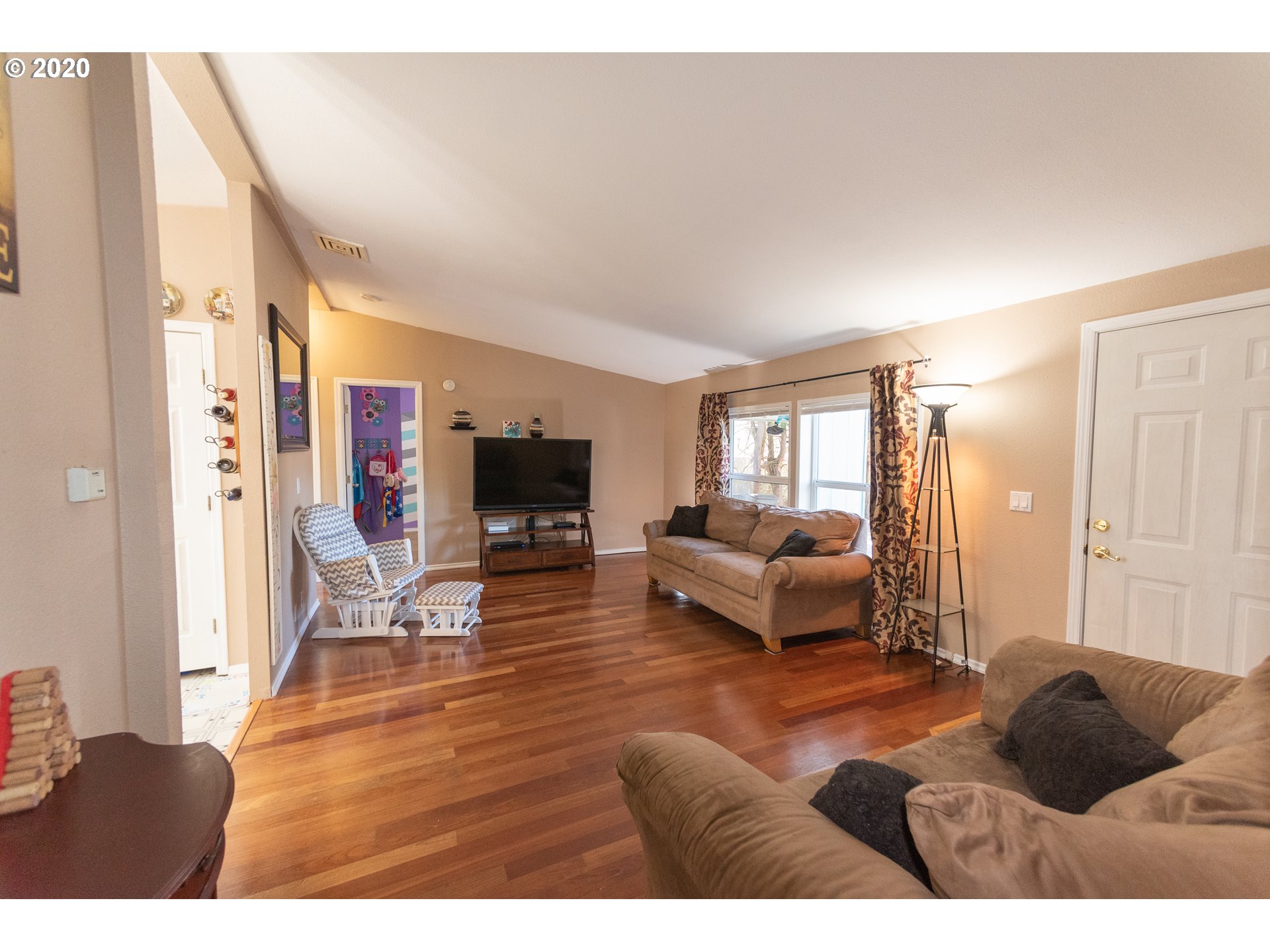 2921 Elmira Road Eugene, OR 97402 - Photo 2 of 18 Gallery Image 2