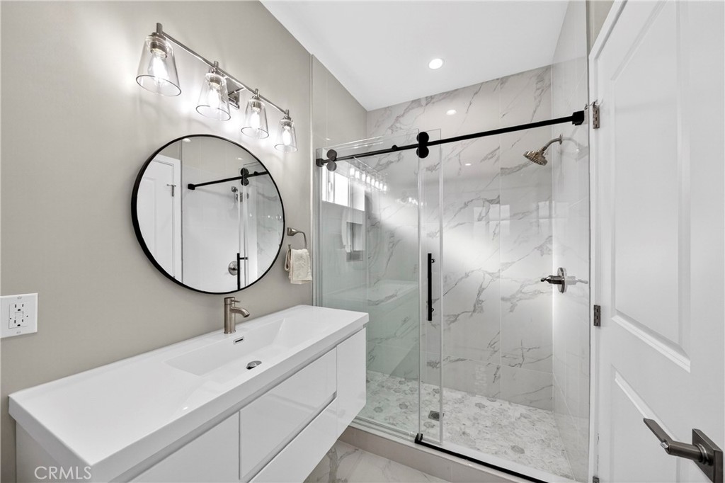 2643 Tenth Street Riverside, CA 92507 - Photo 13 of 34