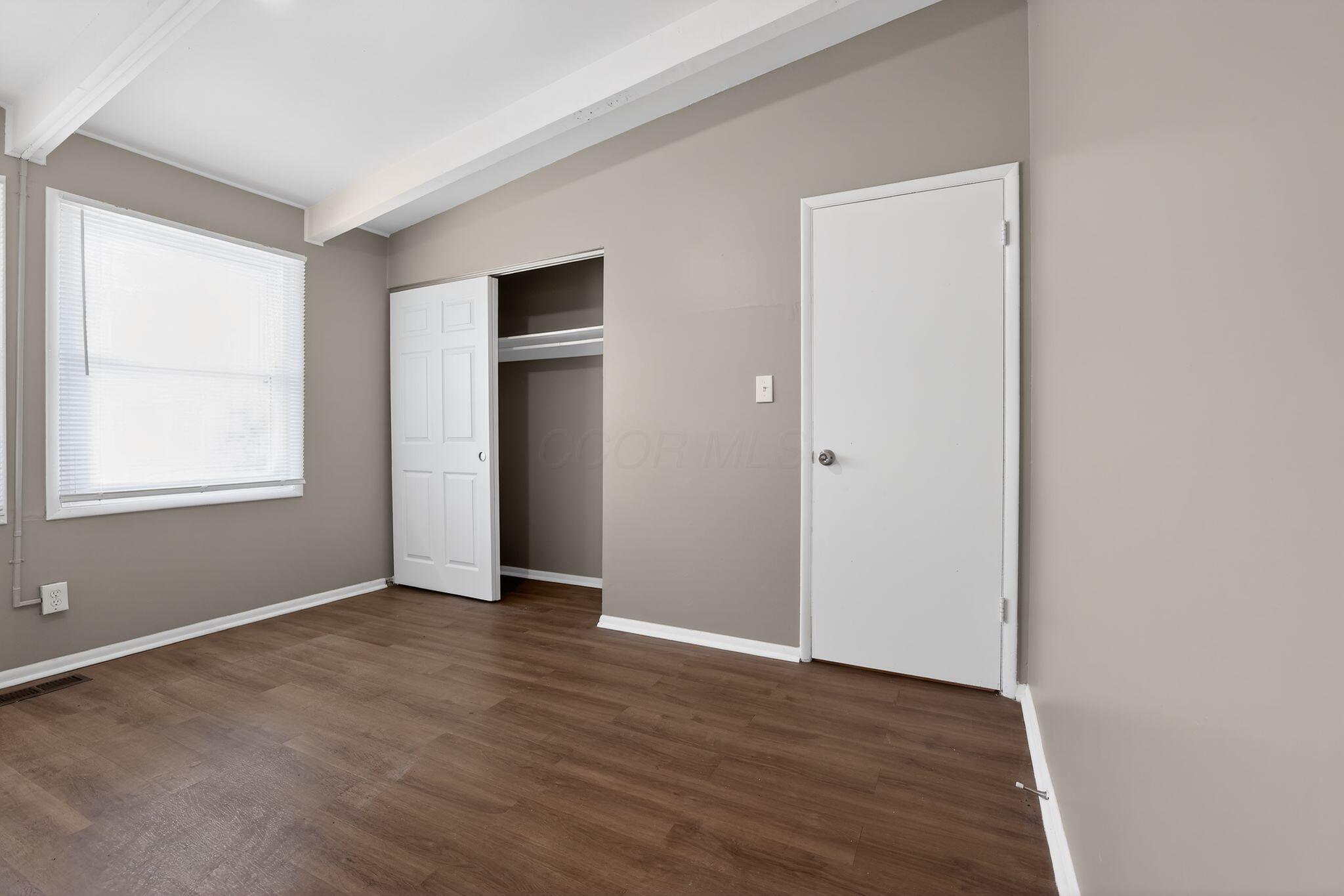 994 Sunbury Road Columbus, OH 43219 - Photo 20 of 40 28_994_Sunbury_Rd_Columbus_OH_43219-Bedr