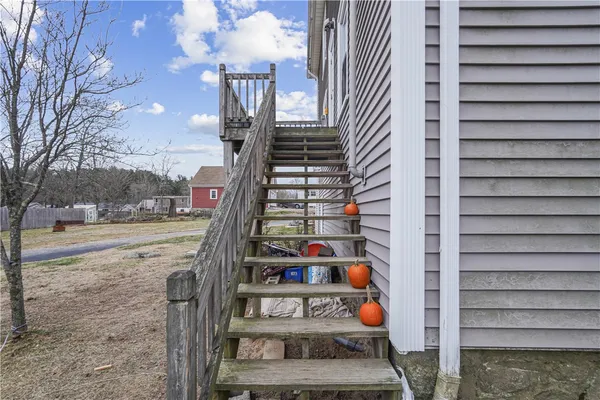 $739,900 | 18 South Main Street, Coventry, RI 02816