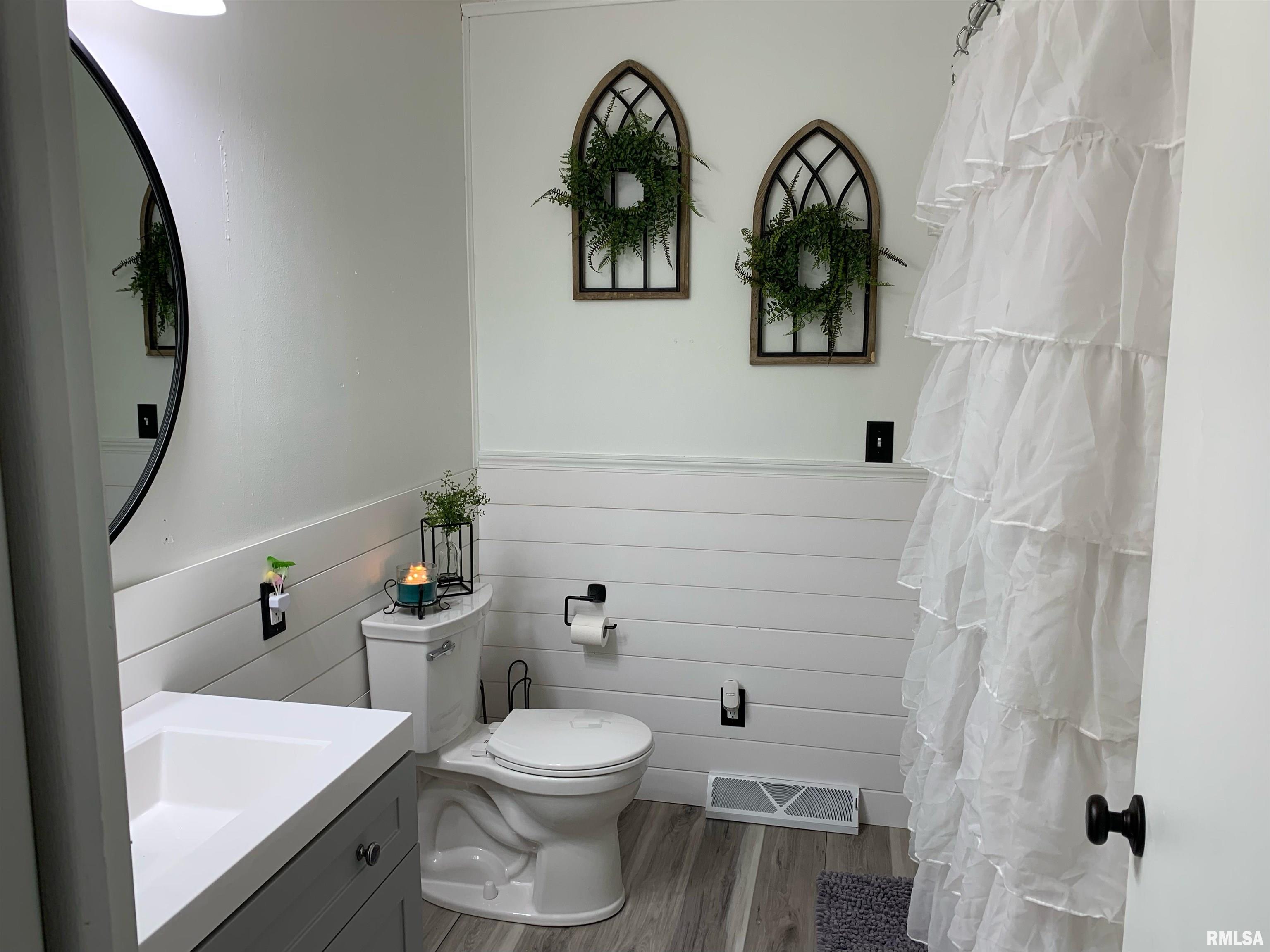 11389 Oakton Road Savanna, IL 61074 - Photo 7 of 27 Gallery Image 7