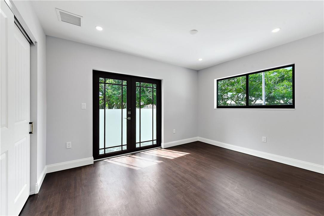 399 Northeast 20th Street Boca Raton, FL 33431 - Photo 20 of 31 Photo 20