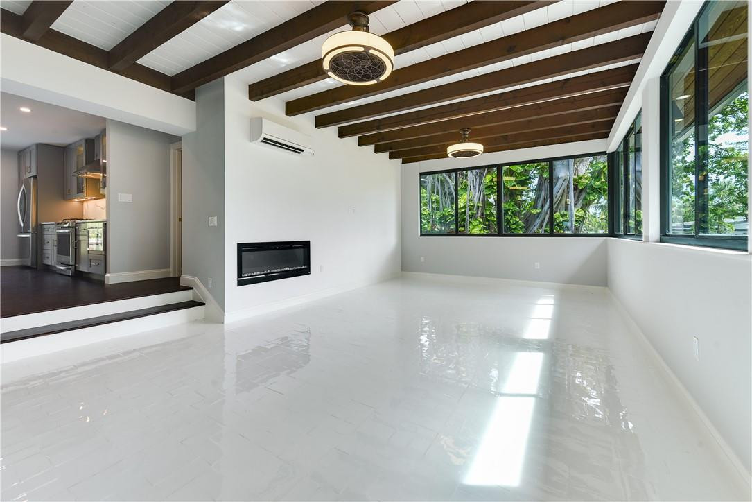 399 Northeast 20th Street Boca Raton, FL 33431 - Photo 5 of 31 Photo 5