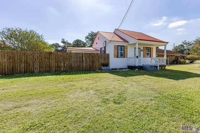 $169,000 | 58735 Bayou Road, Plaquemine, LA 70764