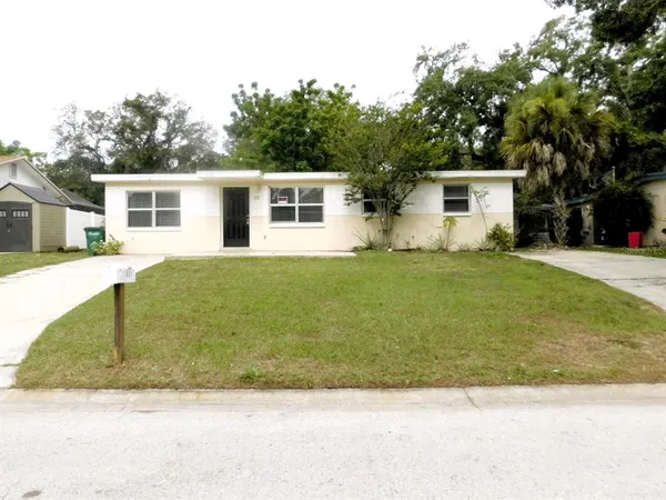 $225,000 | 651 12th Avenue North, Safety Harbor, FL 34695