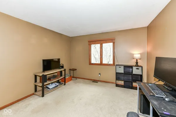 $225,000 | 8188 Foxchase Circle, Indianapolis, IN 46256