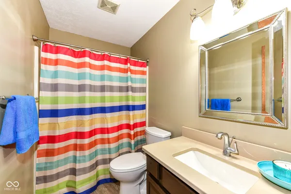 $225,000 | 8188 Foxchase Circle, Indianapolis, IN 46256