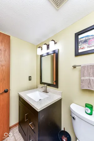 $225,000 | 8188 Foxchase Circle, Indianapolis, IN 46256