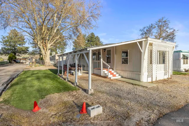 $39,990 | 1508 East Main Street, Unit 42, Emmett, ID 83617