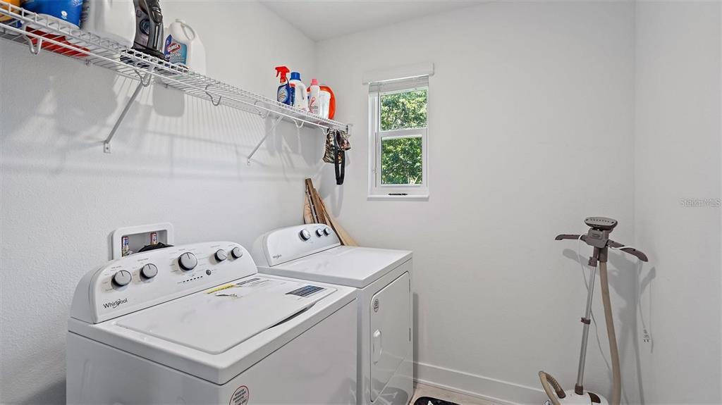 2587 Temple Street Sarasota, FL 34239 - Photo 21 of 25