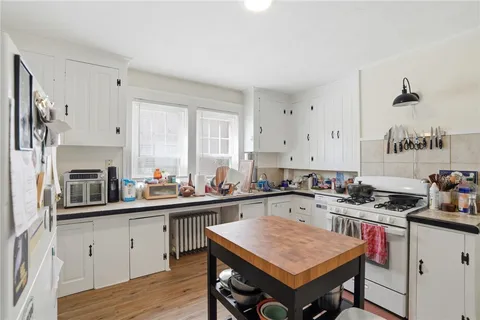 $2,300 | 247 Rankin Avenue, Unit 1, Providence, RI 02908
