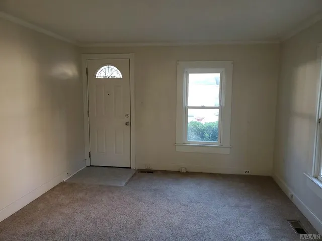 $1,325 | 1302 Highland Avenue, Elizabeth City, NC 27909