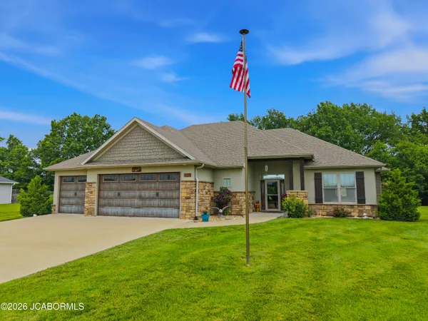 $489,500 | 3812 Canyon Ridge Drive, Columbia, MO 65202