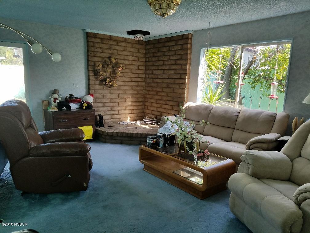 family room 2