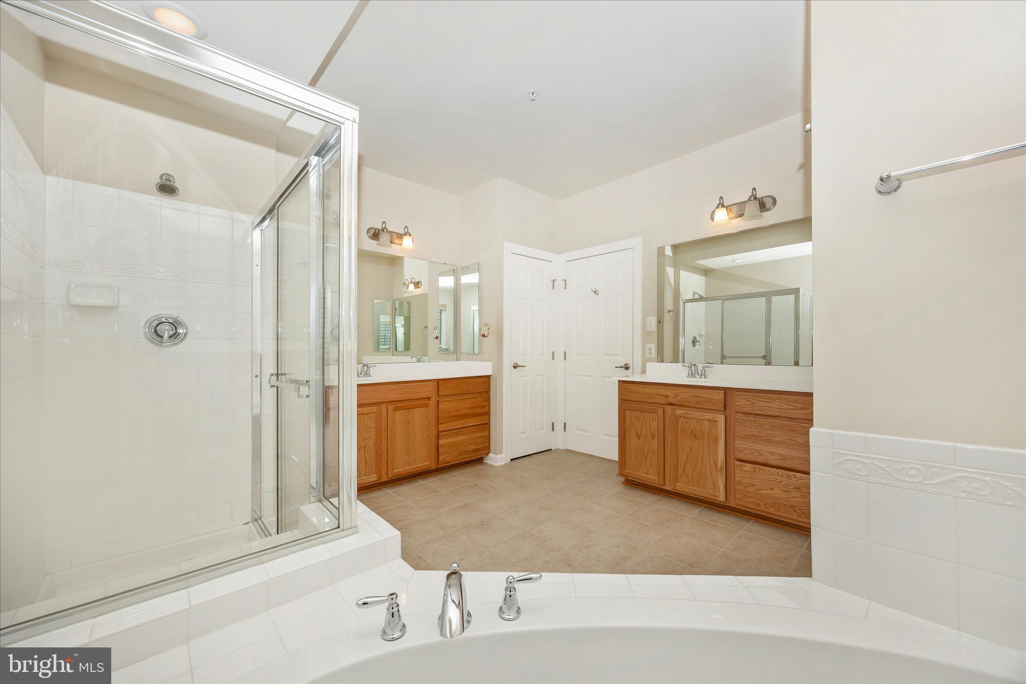 118 Sunlight Court Frederick, MD 21702 - Photo 22 of 54 Main Floor Primary Bathroom 1