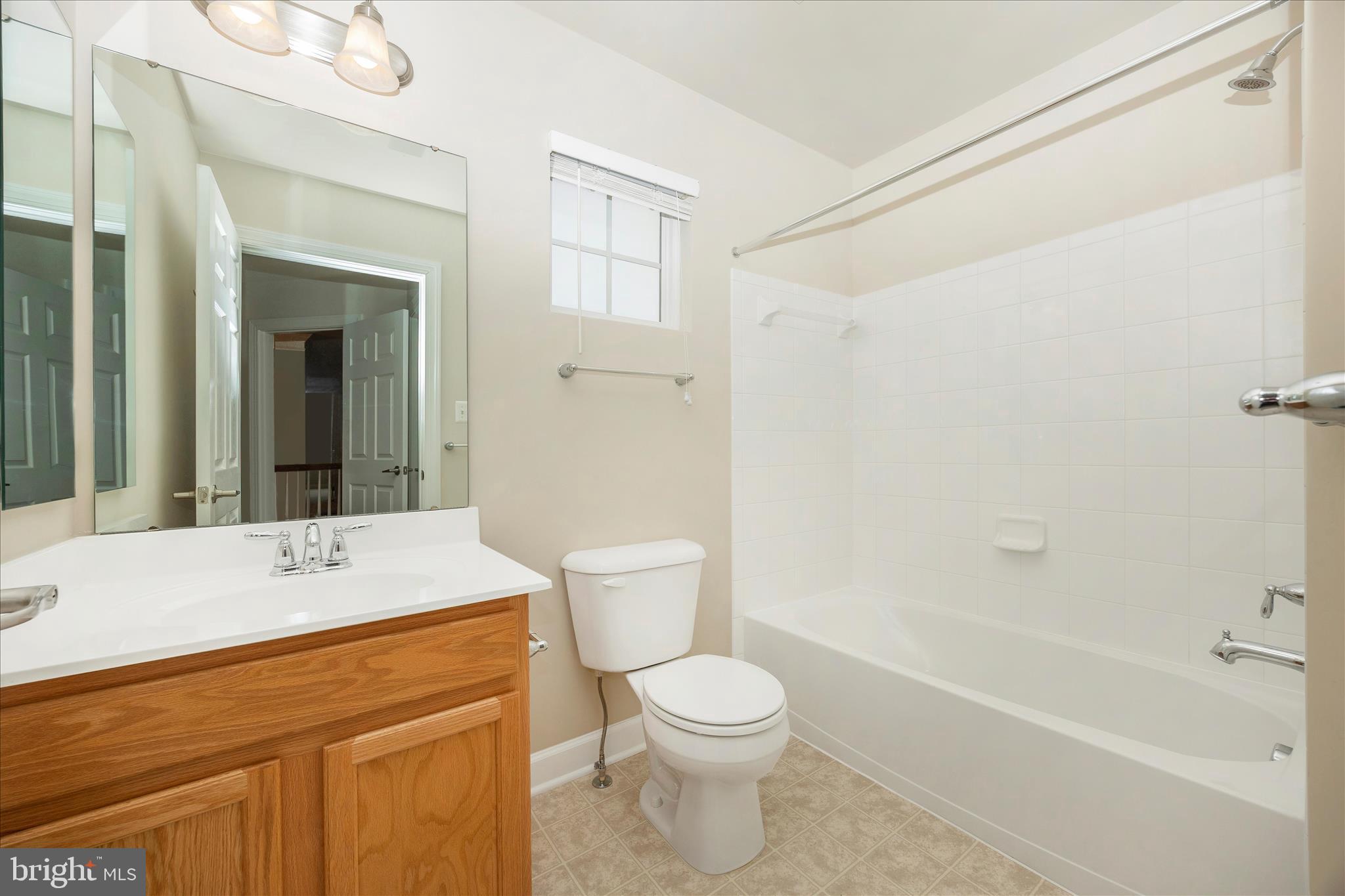 118 Sunlight Court Frederick, MD 21702 - Photo 32 of 54 Primary Bathroom 2