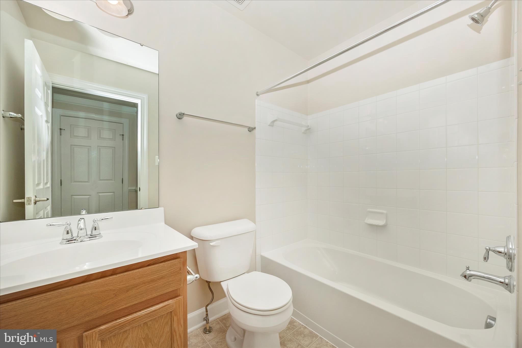 118 Sunlight Court Frederick, MD 21702 - Photo 39 of 54 Hall Bath