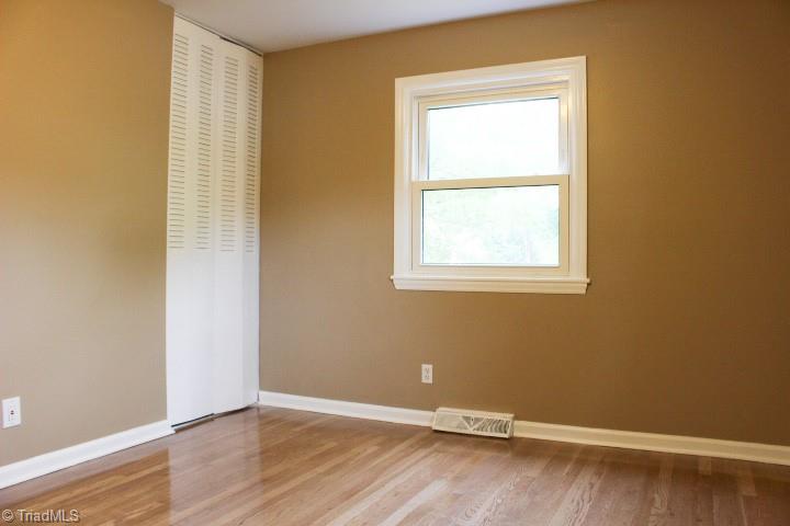 2503 Lane Road Greensboro, NC 27408 - Photo 13 of 20