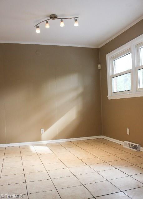 2503 Lane Road Greensboro, NC 27408 - Photo 8 of 20