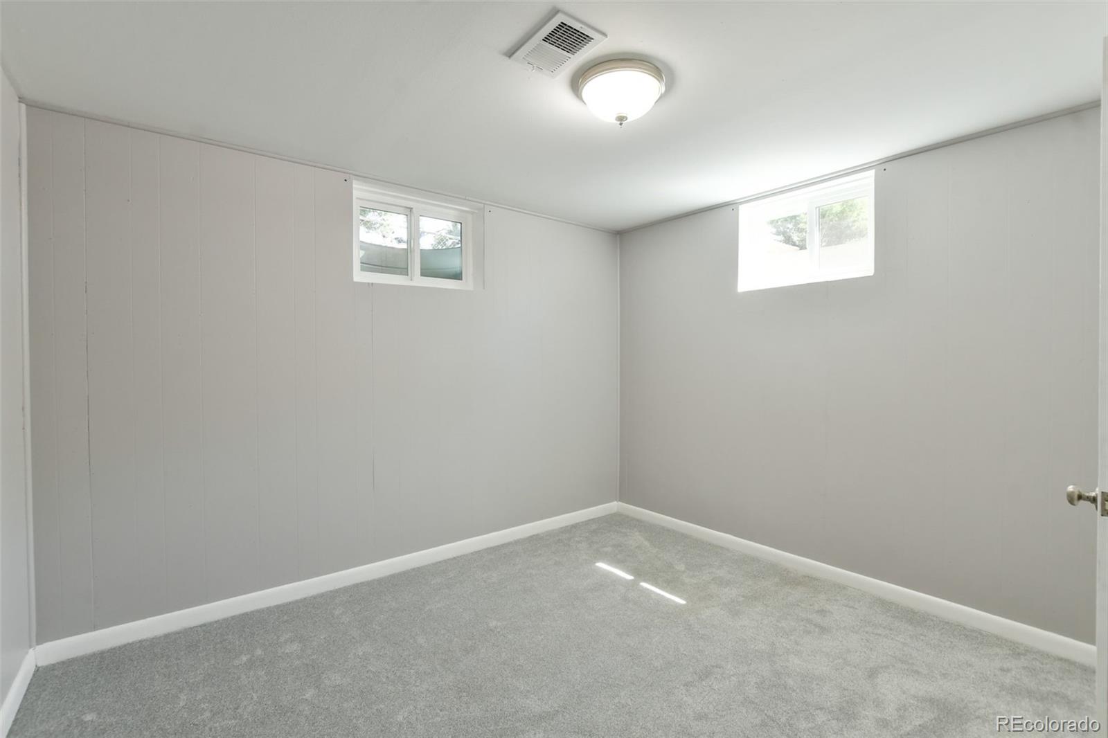 6830 Ruth Way Denver, CO 80221 - Photo 17 of 27 Gallery Image 17