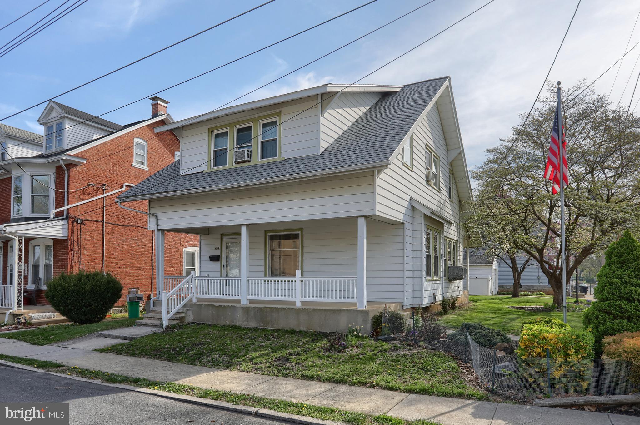 Welcome HOME to 428 S 7th Street, Lebanon, PA!