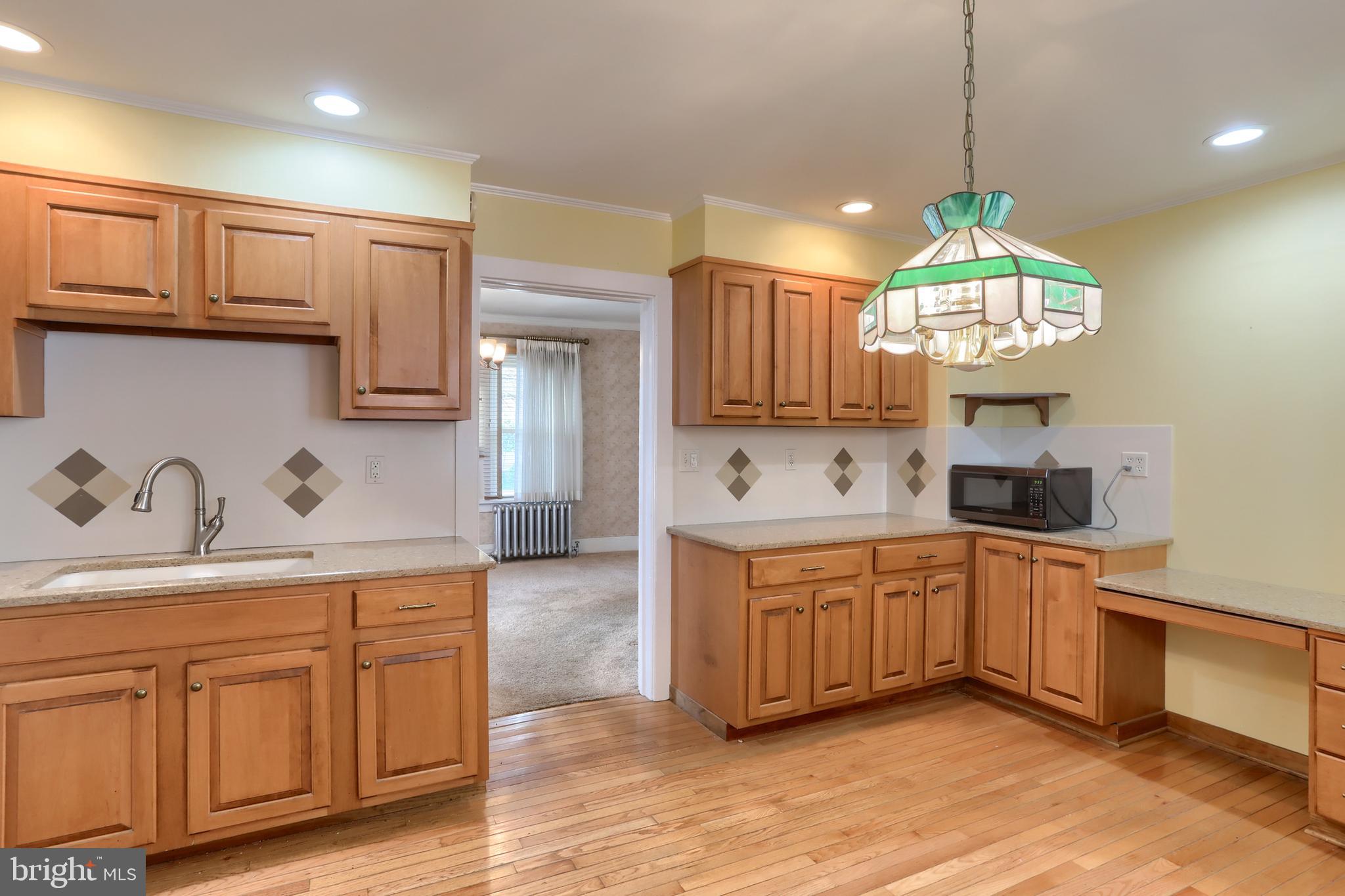 428 South 7th Street Lebanon, PA 17042 - Photo 14 of 38 Eat-in Kitchen w/ double sink