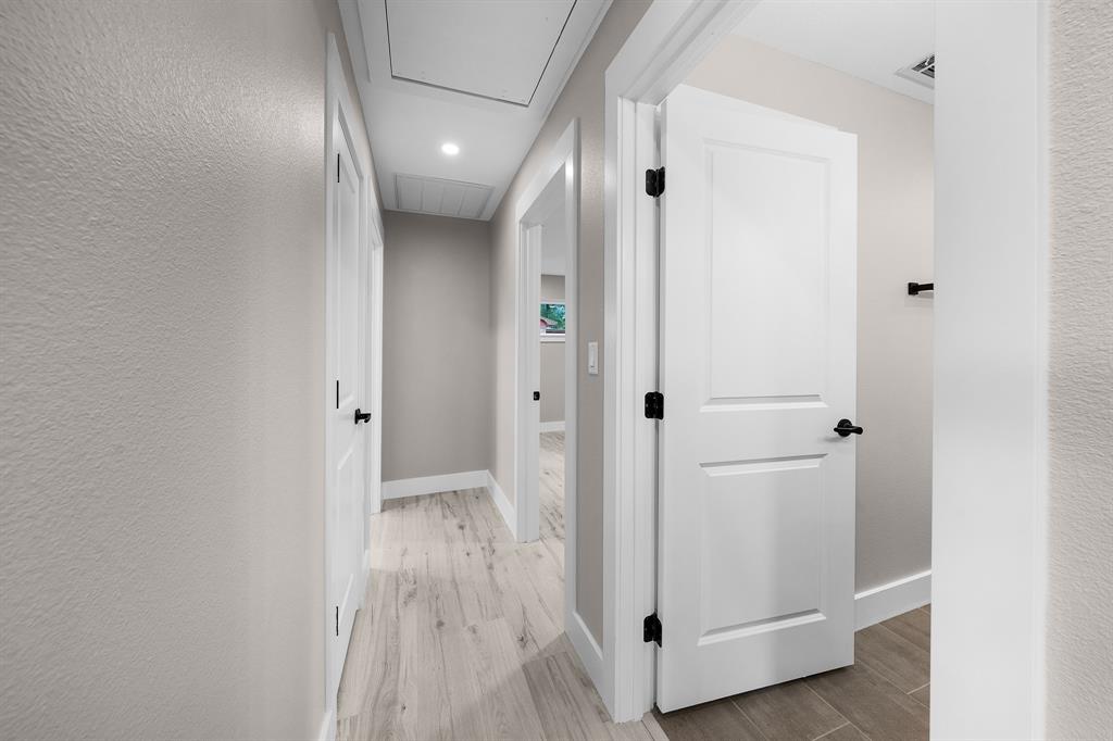 1703 Arbala Road Sulphur Springs, TX 75482 - Photo 14 of 26 Hallway