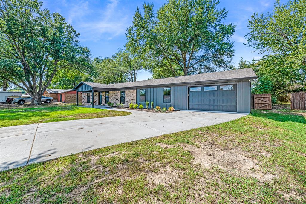 1703 Arbala Road Sulphur Springs, TX 75482 - Photo 2 of 26