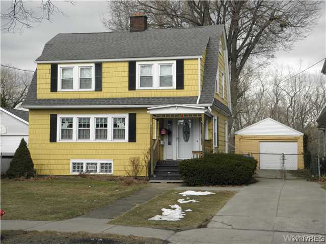 302 Potters Road Buffalo, NY 14220 - Photo 1 of 1 Exterior Front