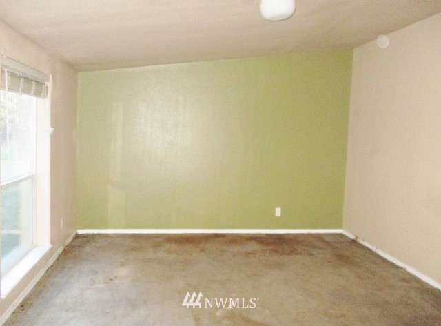 10760 Wicks Lake Road Southwest Port Orchard, WA 98367 - Photo 8 of 24 Gallery Image 8