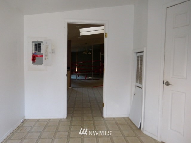 10760 Wicks Lake Road Southwest Port Orchard, WA 98367 - Photo 10 of 24 Gallery Image 10