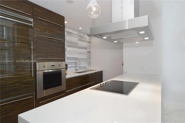 $18,000 | 1100 Biscayne Boulevard, Unit 6104, Miami, FL 33132