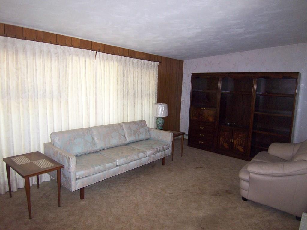 44 Marjorie Road Braintree, MA 02184 - Photo 5 of 10 Gallery Image 5