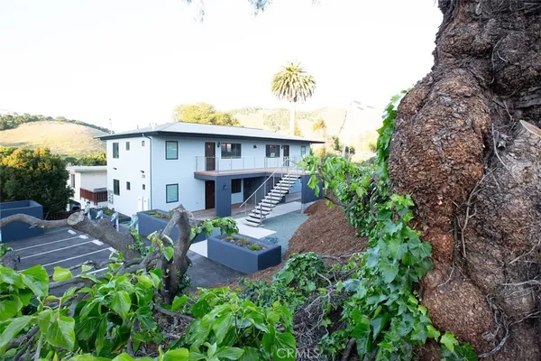 $3,100 | 210 Laurel Street, Unit A, Avila Beach, CA 93424