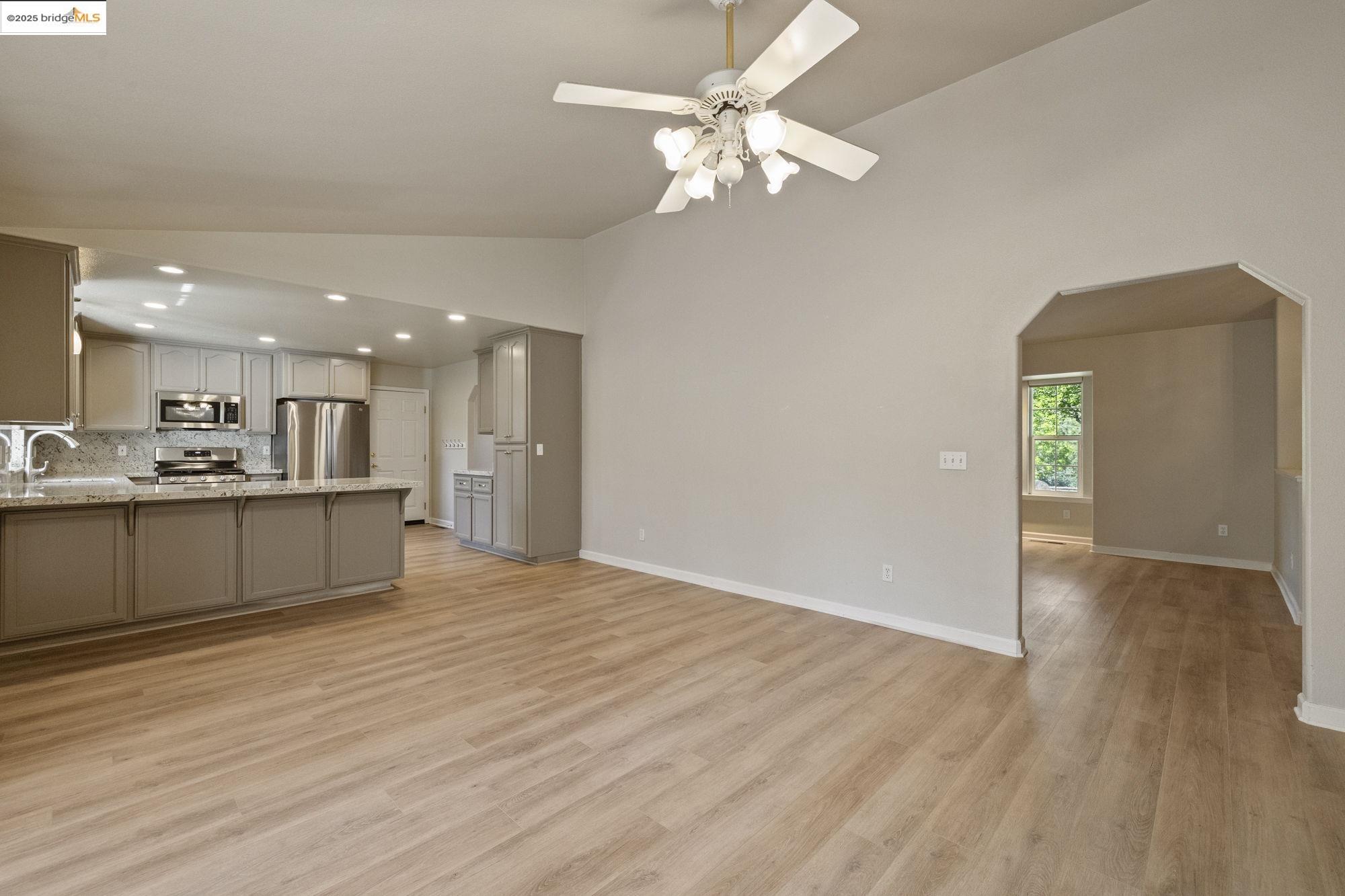 15840 Ridgefield Court Sonora, CA 95370 - Photo 15 of 38